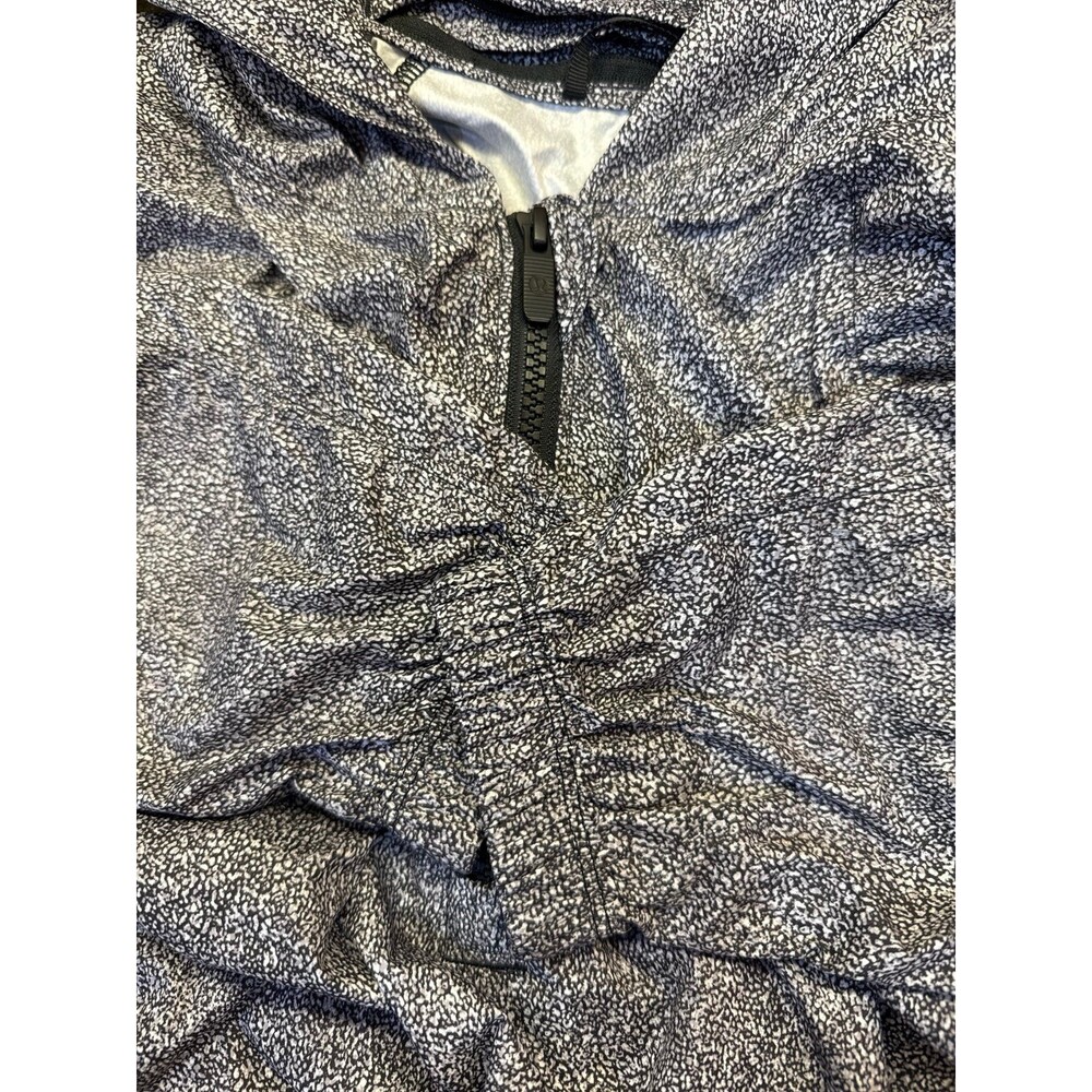 Lululemon I Put A Shell On You Lightweight Cropped Jacket Women’s SZ 6 - Picture 11 of 11